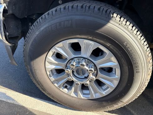 Used 2021 Ford F250 XLT AWD/4WD image 24