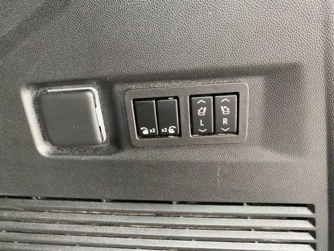 Used 2023 GMC Yukon AT4 w/ Max Trailering Package AWD/4WD image 19