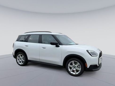 Used 2025 MINI Cooper Countryman S AWD/4WD image 2