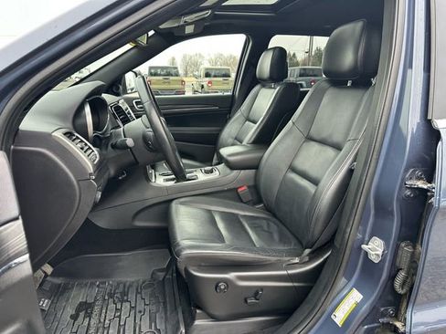 Used 2019 Jeep Grand Cherokee Limited image 9
