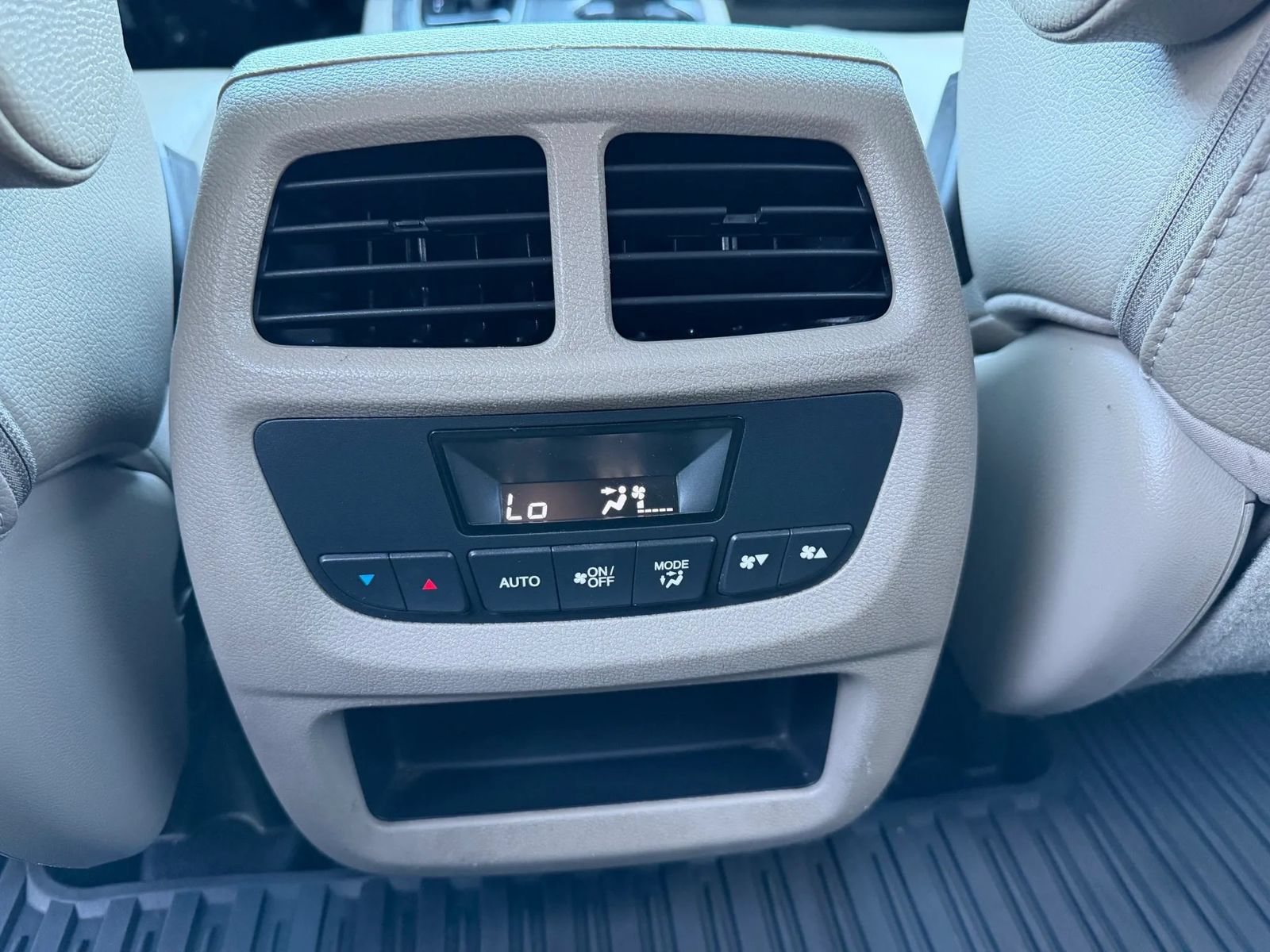 Used 2017 Honda Pilot EX-L image 19