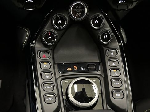 Used 2022 Aston Martin V8 Vantage image 69
