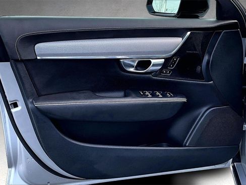 Used 2020 Volvo S90 T6 R-Design w/ Protection Package Premier image 20