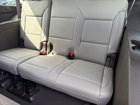 Used 2021 Chevrolet Tahoe LT AWD/4WD image 17