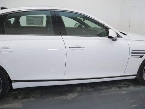 Used 2025 Genesis G80 3.5T Sport image 18