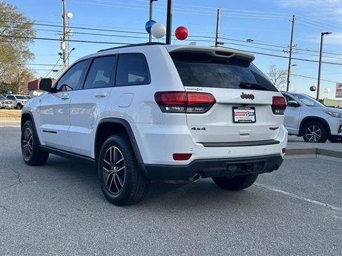 Used 2017 Jeep Grand Cherokee Trailhawk w/ Trailhawk Luxury Group AWD/4WD image 9