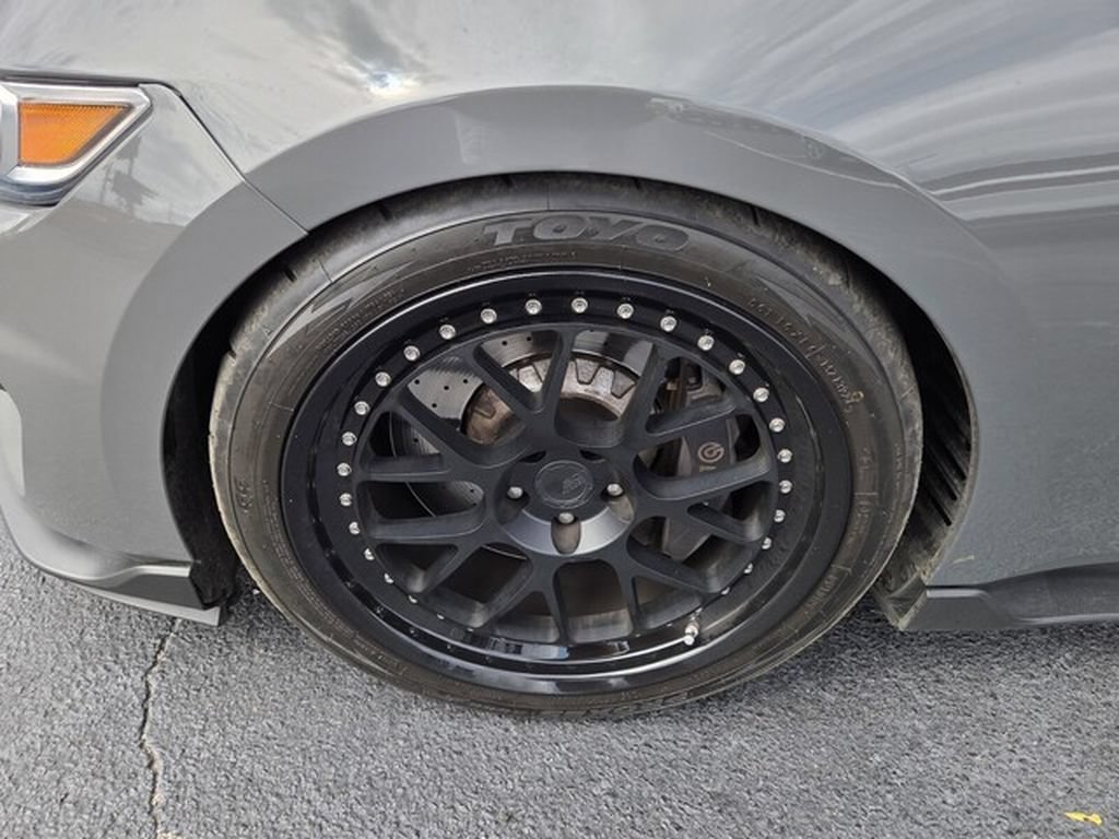 Used 2018 Ford Mustang Shelby GT350 w/ Electronics Package RWD image 10