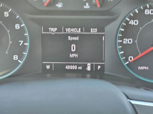 Used 2021 Chevrolet Equinox LS w/ LS Convenience Package FWD image 17