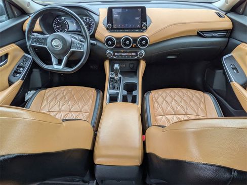 Used 2020 Nissan Sentra SV w/ SV Premium Package image 18