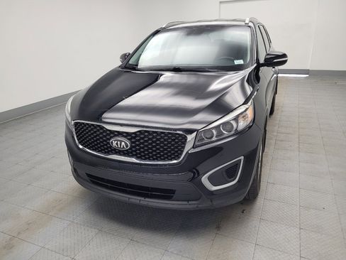 Used 2017 Kia Sorento LX w/ LX Convenience Package image 15