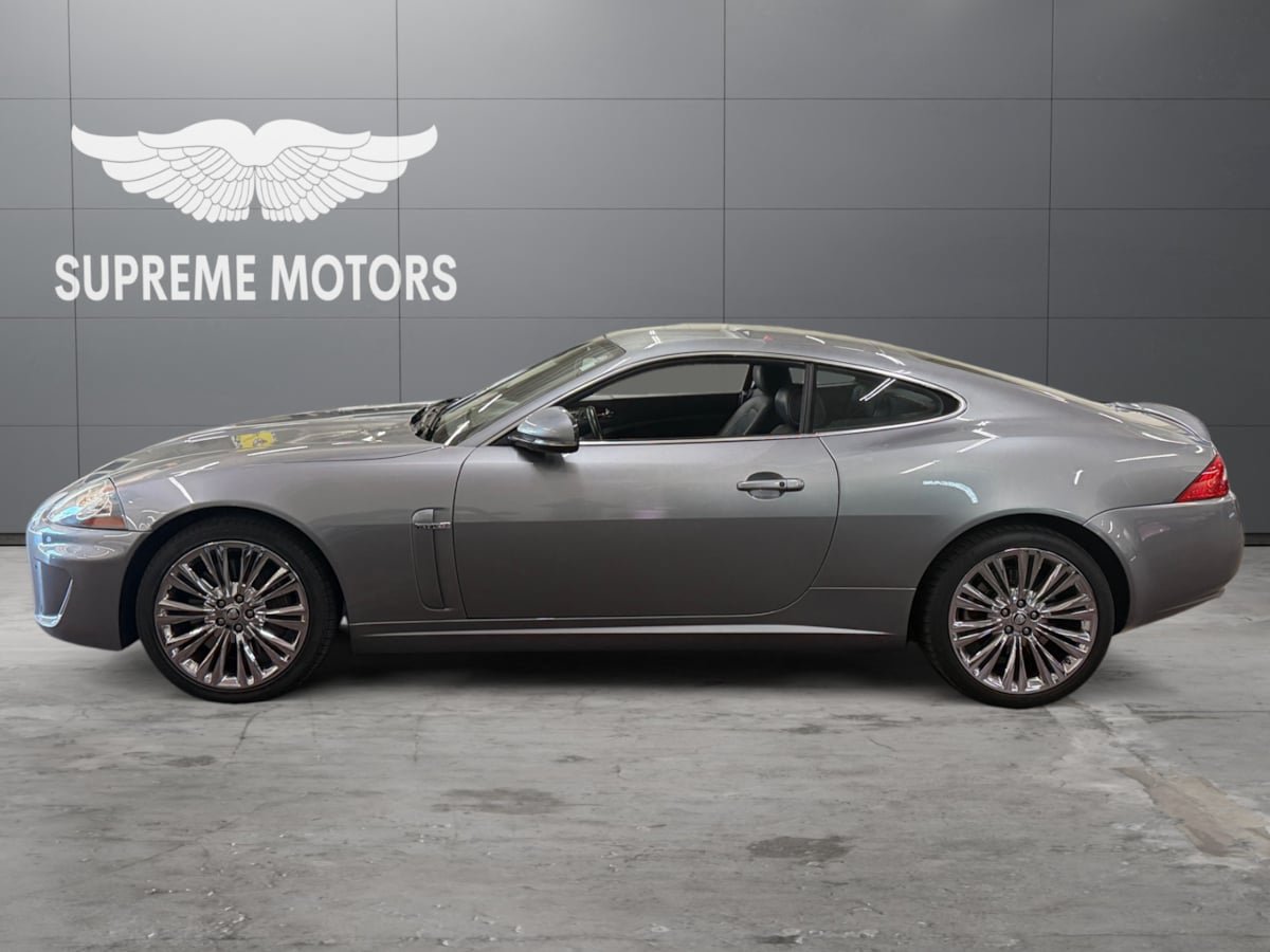Used 2011 Jaguar XK Coupe RWD image 2