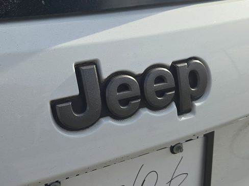 Used 2020 Jeep Grand Cherokee High Altitude image 10