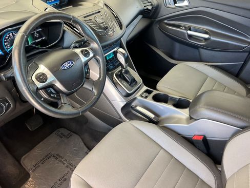 Used 2015 Ford C-MAX SE FWD image 11