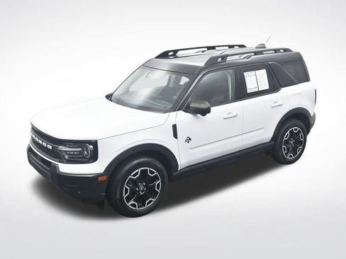 Used 2025 Ford Bronco Sport Outer Banks w/ Outer Banks Tech Package+ AWD/4WD image 31