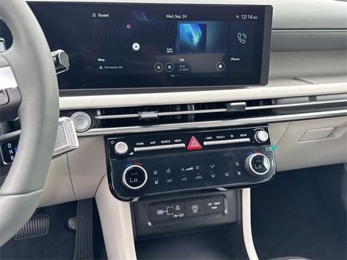 New 2026 Hyundai Tucson Limited image 21