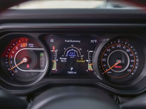 Used 2024 Jeep Wrangler Unlimited Rubicon 392 AWD/4WD image 19