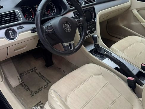 Used 2012 Volkswagen Passat 2.5 SE FWD image 10