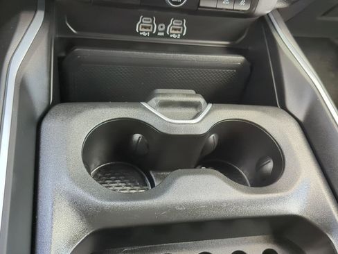 Used 2025 RAM 1500 Big Horn AWD/4WD image 27