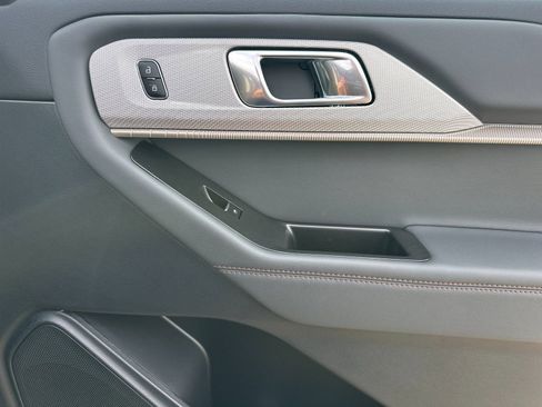 New 2026 Ford Explorer Active image 18