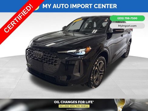 Certified 2025 Audi Q5 Premium w/ Convenience Package image 3