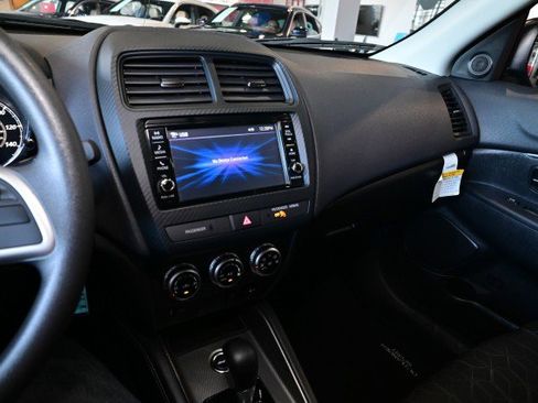 Used 2024 Mitsubishi Outlander Sport AWD image 35