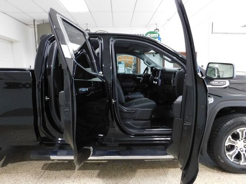 Used 2019 GMC Sierra 1500 SLE w/ SLE Value Package AWD/4WD image 70