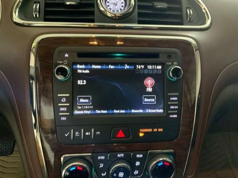 Used 2014 Buick Enclave Leather FWD image 16