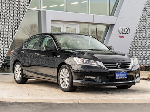 Used 2015 Honda Accord EX-L image 1