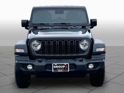 Used 2024 Jeep Wrangler Unlimited Sport AWD/4WD image 4