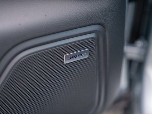 New 2026 Porsche Macan image 11