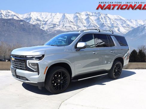Used 2025 Chevrolet Tahoe High Country w/ Sun And Tow Package AWD/4WD image 1