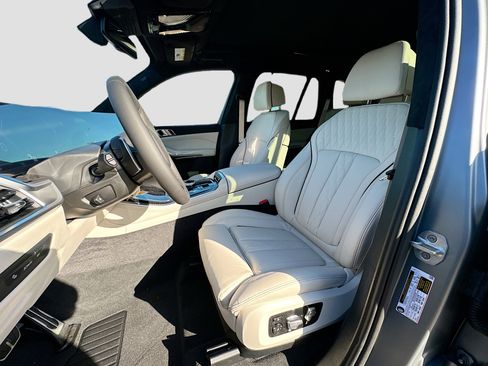 New 2026 BMW X5 sDrive40i w/ Executive Package image 15