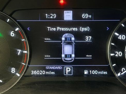 Used 2023 INFINITI QX50 Sport AWD/4WD image 17