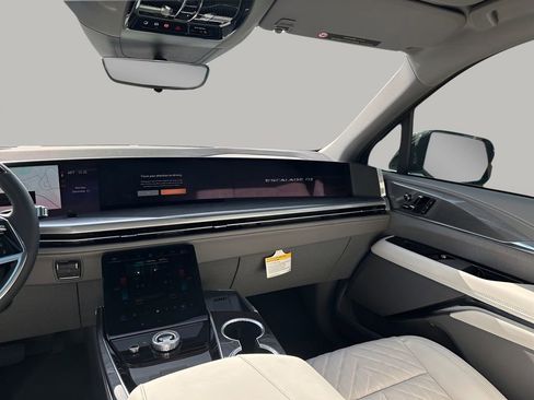 New 2026 Cadillac Escalade IQ Luxury 1 w/ LPO, Floor Liner Package AWD/4WD image 25