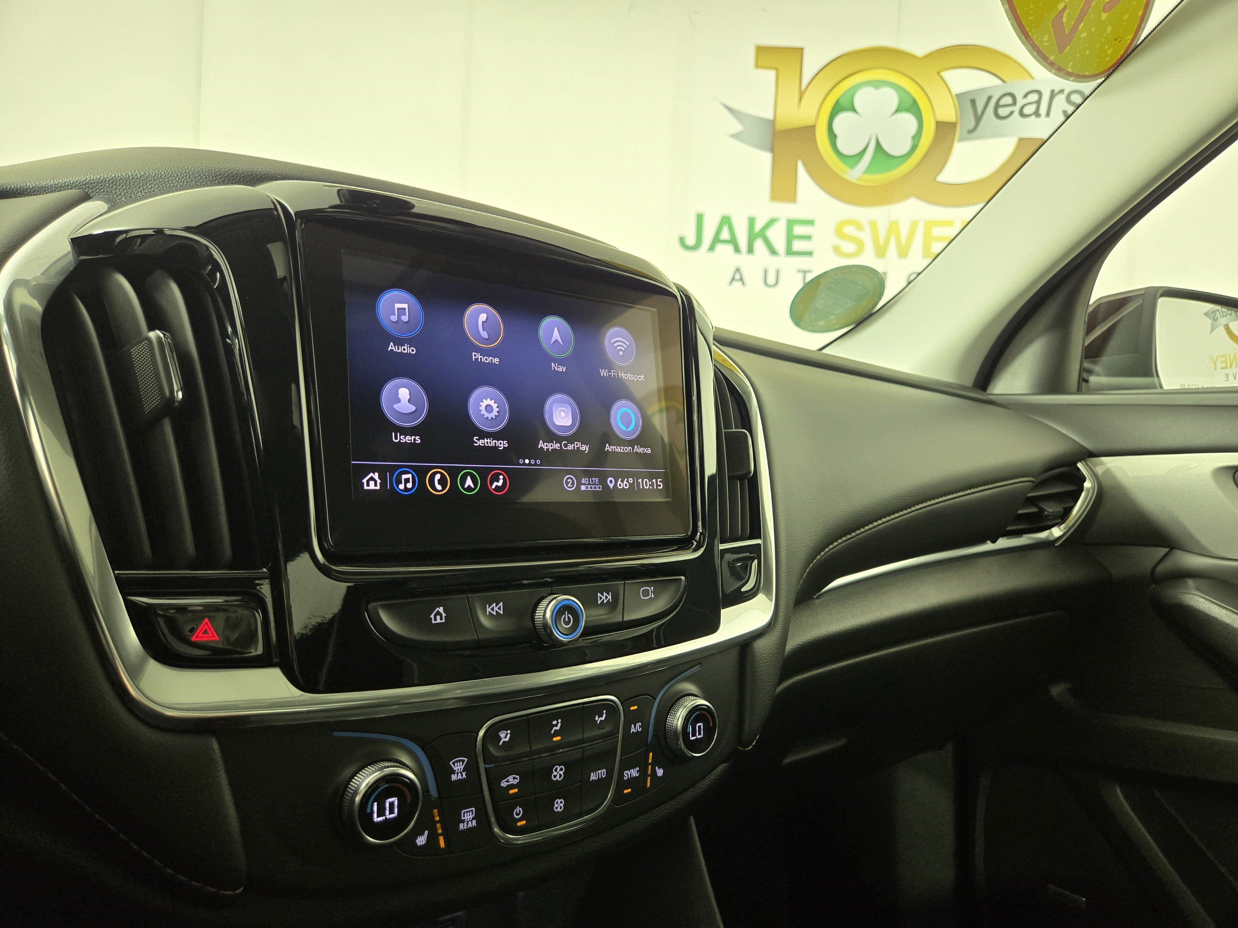 Used 2021 Chevrolet Traverse LT w/ LT Premium Package AWD/4WD image 24