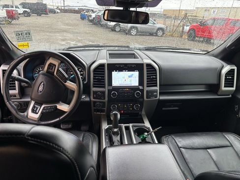 Used 2019 Ford F150 Lariat image 12