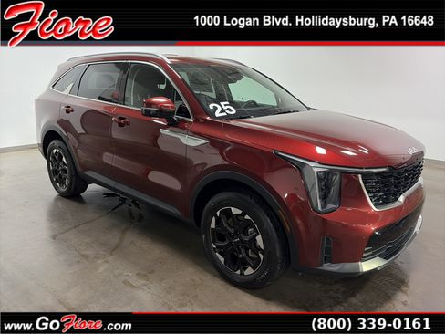 Used 2025 Kia Sorento S AWD/4WD image 1