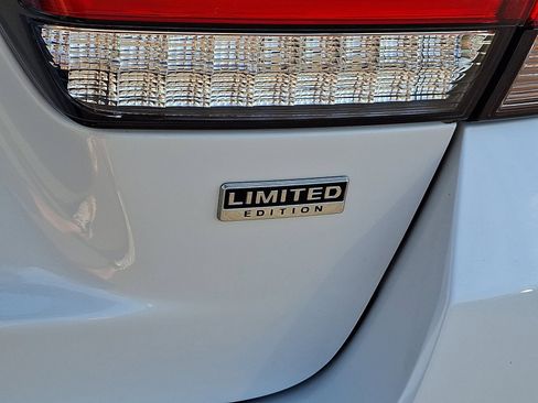 Used 2025 Mitsubishi Outlander Sport LE AWD/4WD image 31