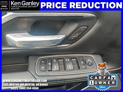Used 2024 RAM 1500 Laramie AWD/4WD image 12