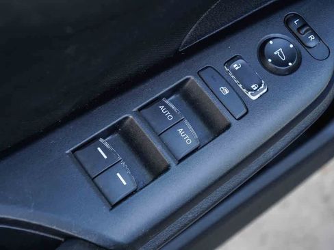 Used 2017 Honda Civic LX image 22