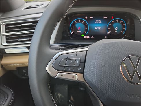 New 2026 Volkswagen Atlas Cross Sport SE AWD/4WD image 14