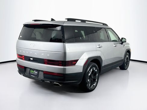 Used 2026 Hyundai Santa Fe SEL FWD image 9