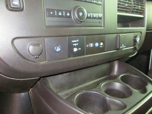 Used 2021 Chevrolet Express 2500 Extended w/ Driver Convenience Package image 10