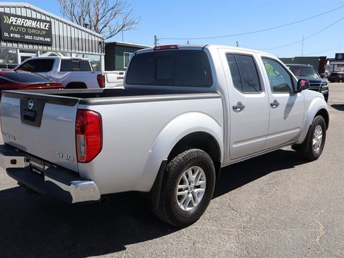 Used 2019 Nissan Frontier SV AWD/4WD image 7
