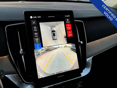 Certified 2025 Volvo XC90 B6 Plus image 29