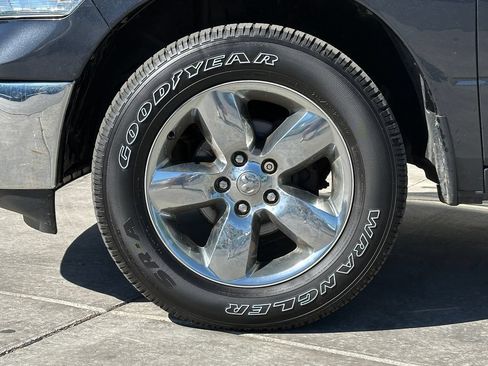 Used 2017 RAM 1500 Big Horn AWD/4WD image 23
