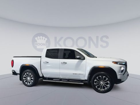 Used 2023 GMC Canyon Denali AWD/4WD image 2