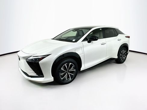 Used 2023 Lexus RZ 450e Premium w/ Technology Package AWD/4WD image 3