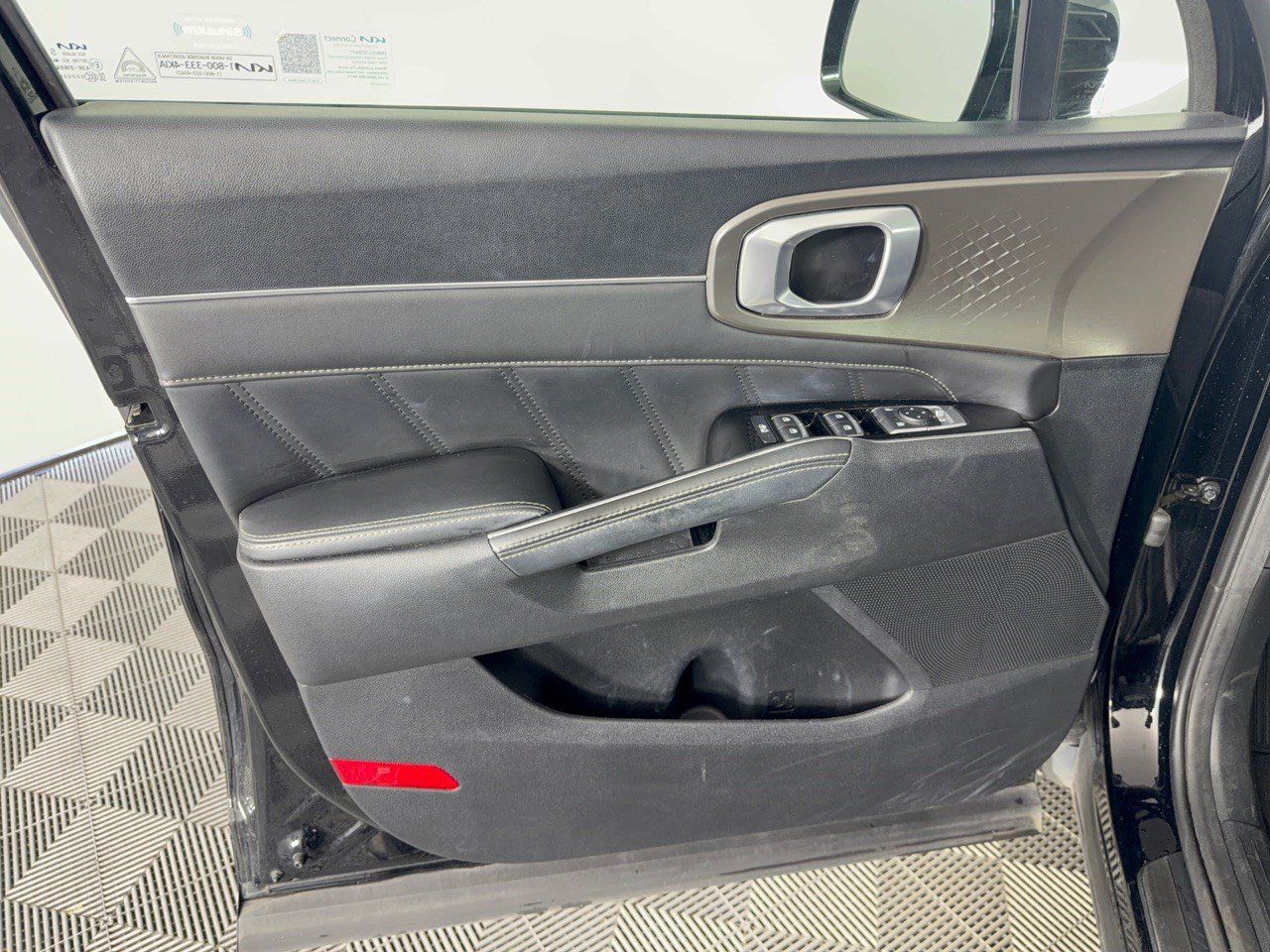 Used 2022 Kia Sorento SX AWD/4WD image 14