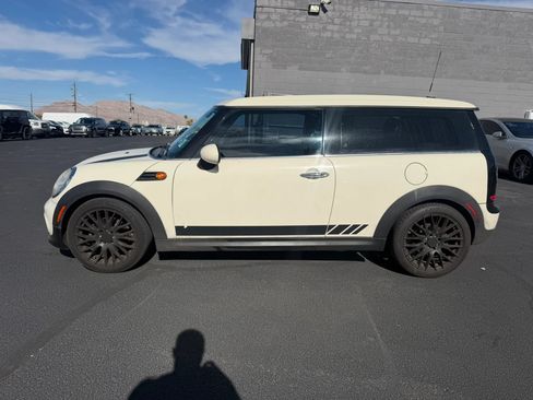Used 2011 MINI Cooper Clubman FWD image 3